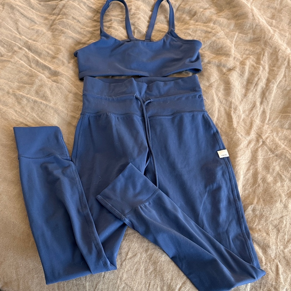 Vuori Women's Set